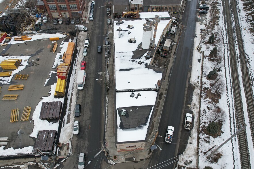 More Photos Of 187-203 E 7th St, Paterson Warehouse For Sale