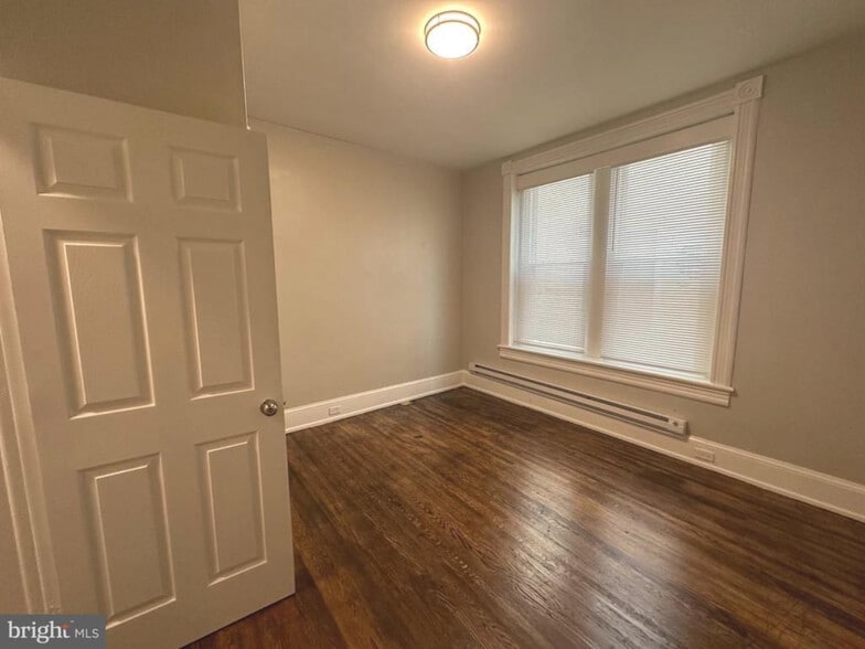 More Photos Of 228-230 Summit Ave, Hagerstown Apartments For Sale