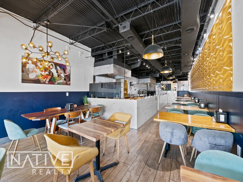 More Photos Of 2822 E Commercial Blvd, Fort Lauderdale Restaurant For Lease