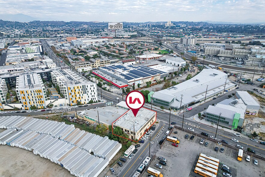 More Photos Of 1007 N Main St, Los Angeles Warehouse For Lease