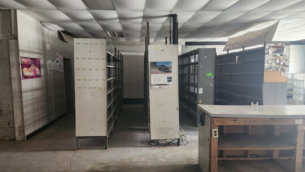 More Photos Of 125 Oneida St, Oneida Storefront Retail Office For Sale