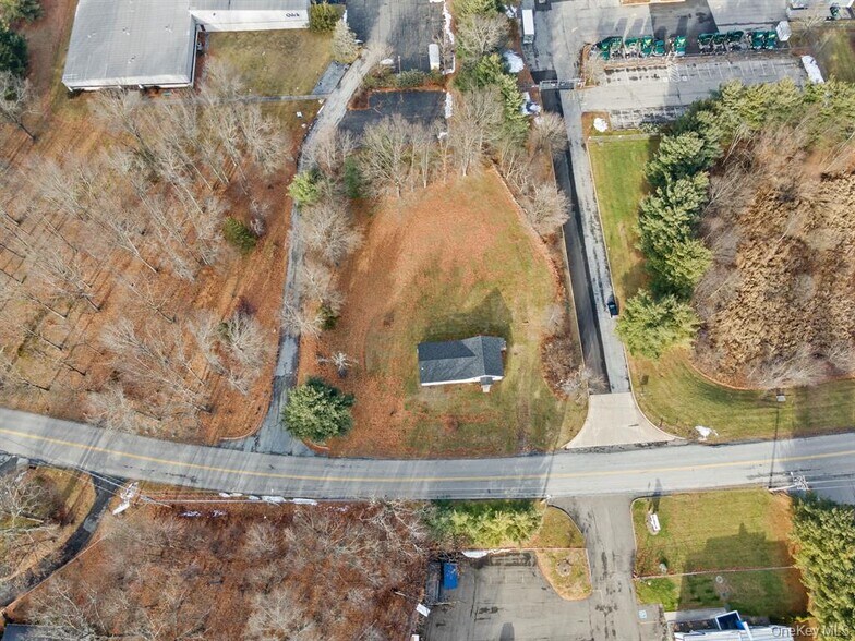 More Photos Of 120 Bracken Rd, Montgomery Office For Sale