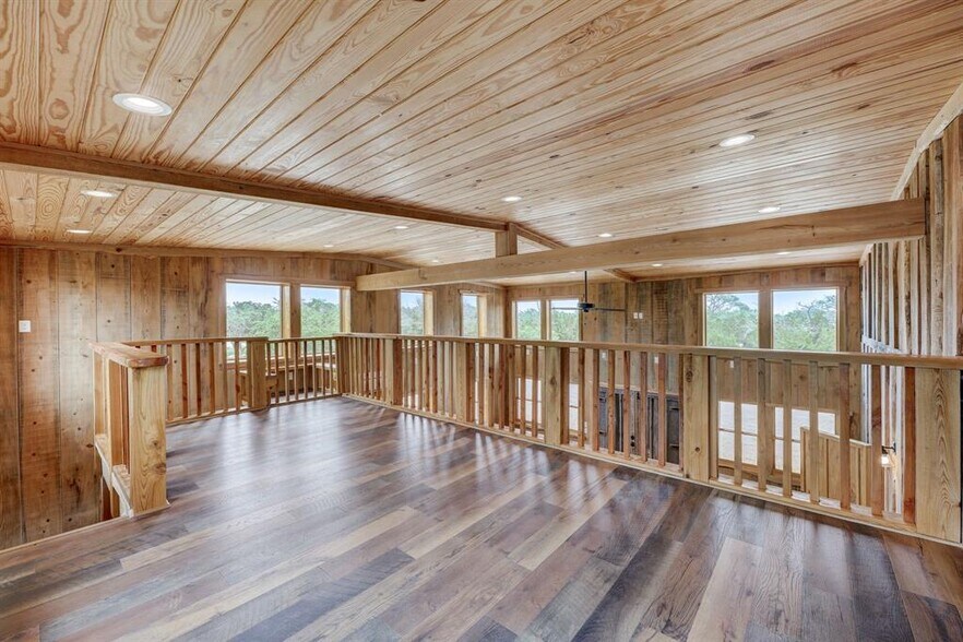 More Photos Of 700 Ledgerock Rd, Wimberley Specialty For Sale