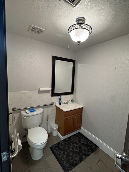 More Photos Of 4540 E Baseline Rd, Mesa Medical For Lease