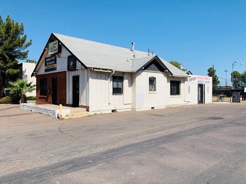 More Photos Of 2330 E McDowell Rd, Phoenix Storefront Retail Office For Lease