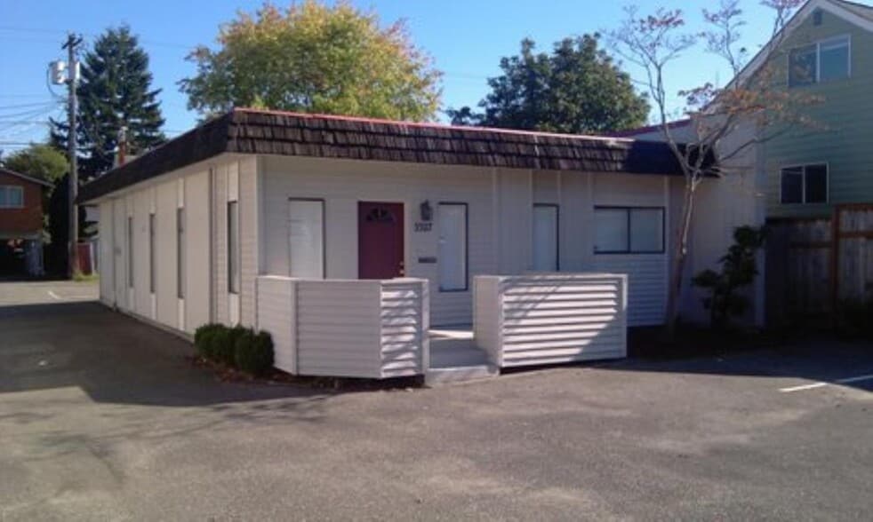 More Photos Of 3307 Rucker Ave, Everett Medical For Lease