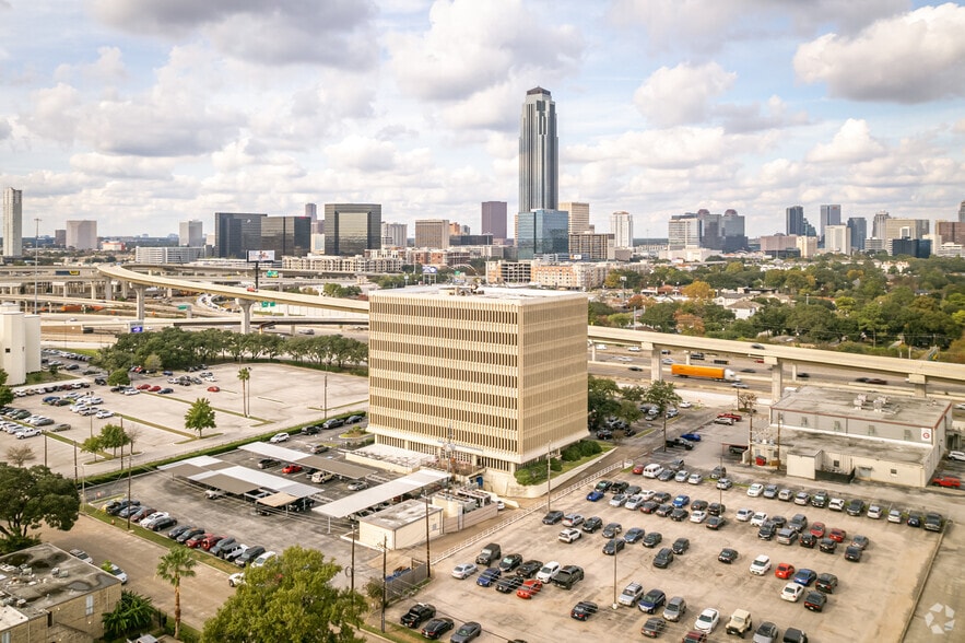More Photos Of 4669 Southwest Fwy, Houston Office For Lease