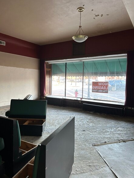 More Photos Of 4 Market St, Lockport Medical For Lease