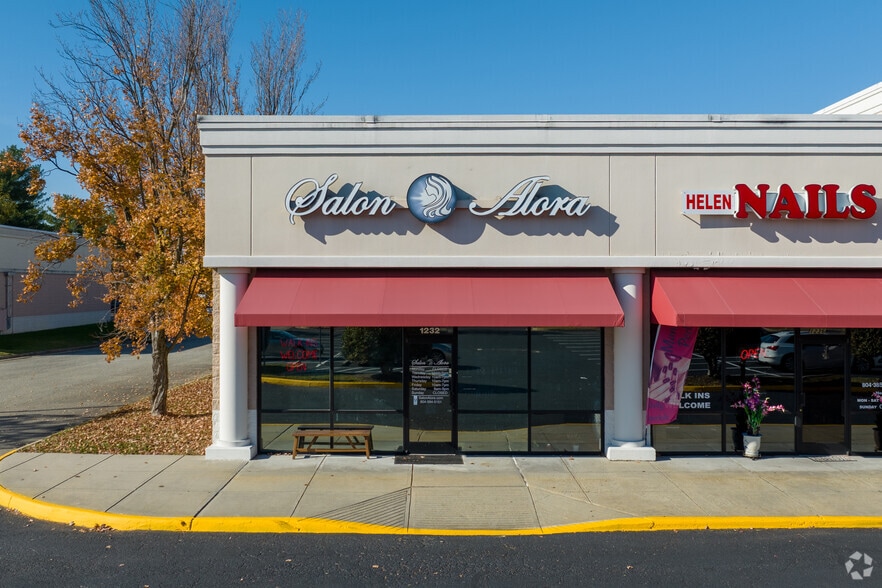 More Photos Of 1000 Carmia Way, Richmond Unknown For Lease