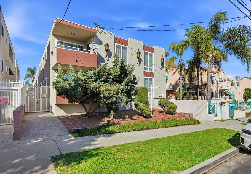 More Photos Of 427 E Tamarack Ave, Inglewood Apartments For Sale