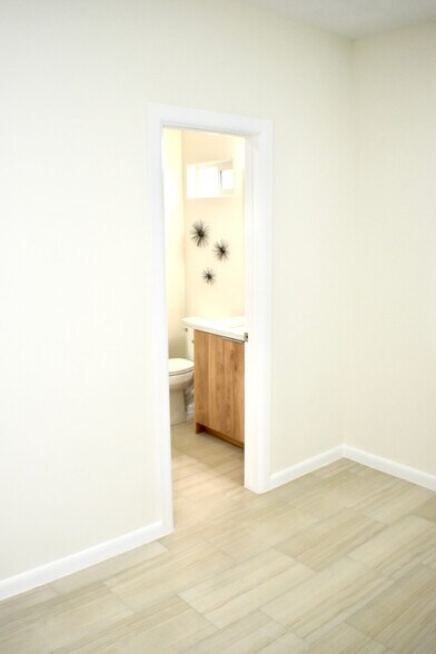 More Photos Of 2608 E Israel Ave, Alton Multifamily For Sale