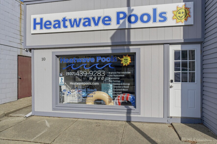 More Photos Of 10 W Franklin St, Bellbrook Storefront Retail Office For Lease