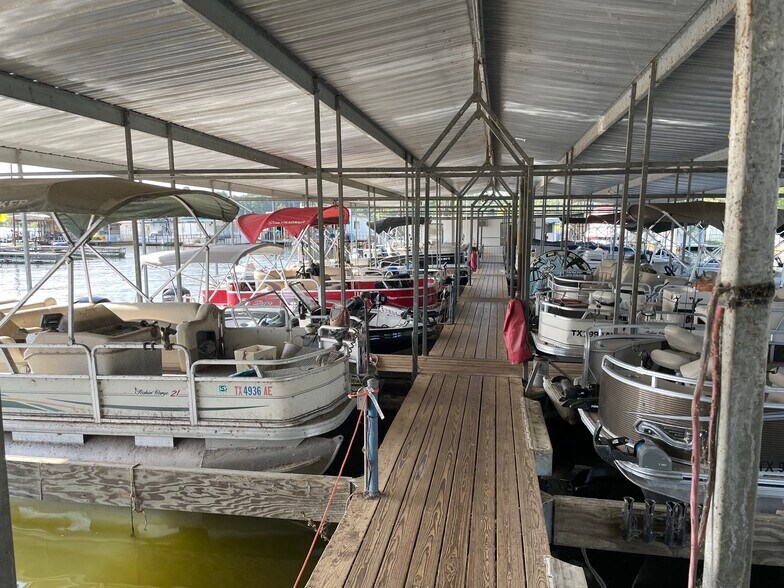 More Photos Of 469 James rd, Avinger Hotel For Sale