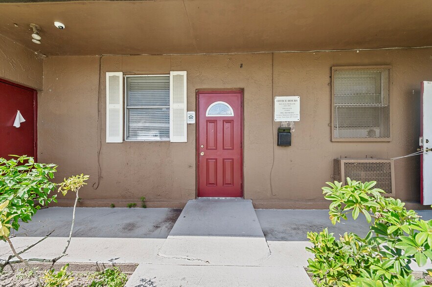 More Photos Of 700 Harlem Tenants Cir, Clewiston Apartments For Sale
