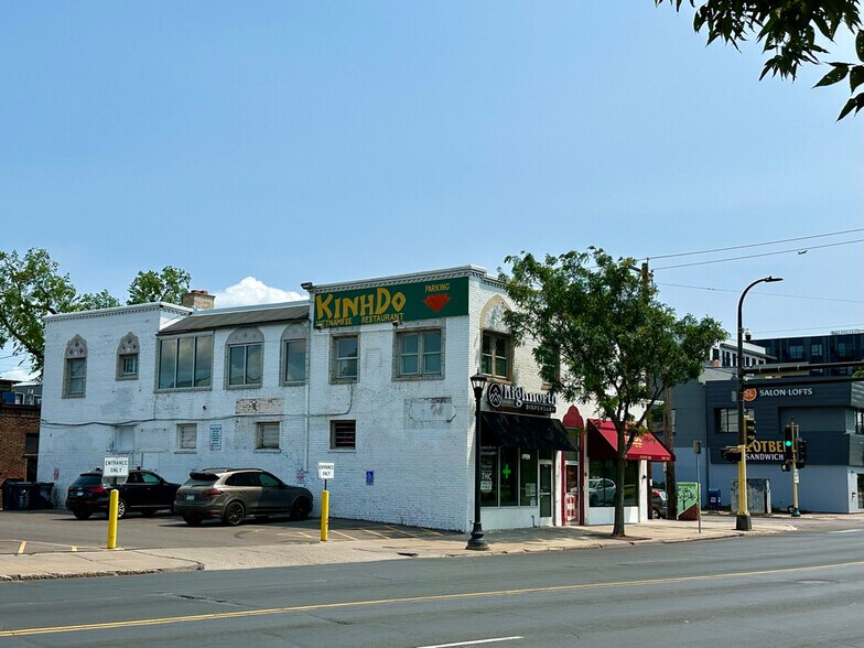 More Photos Of 2733-2741 Hennepin Ave, Minneapolis Storefront For Lease