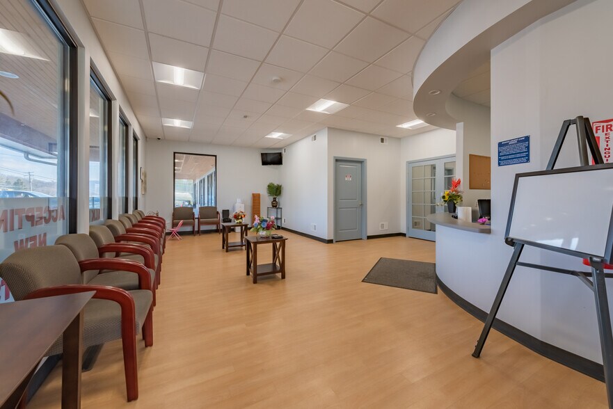 More Photos Of 3846 State Route 31, Donegal Freestanding For Lease