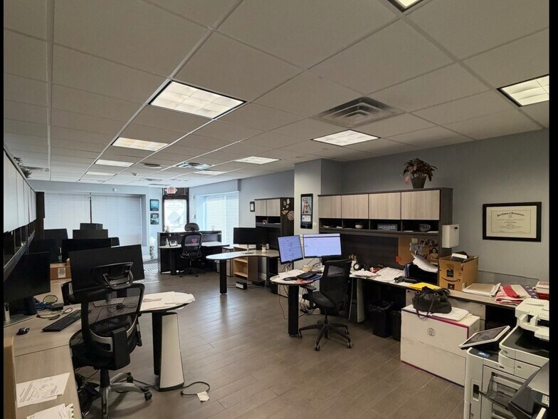 More Photos Of 52-54 W Main St, Bogota Storefront Retail Residential For Lease