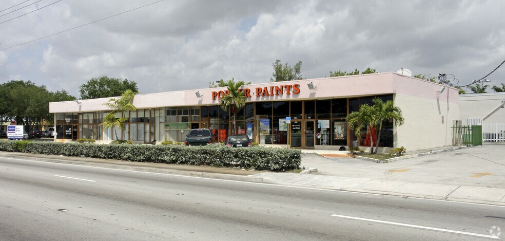 More Photos Of 357-379 NE 167th St, Miami Storefront For Lease