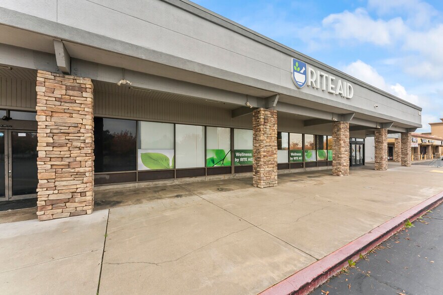 More Photos Of 6639 Watt Ave, North Highlands Drugstore For Lease