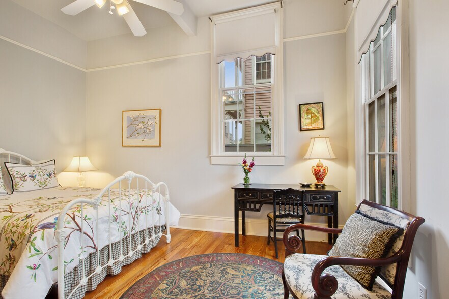 More Photos Of 4117 Perrier St, New Orleans Hotel For Sale