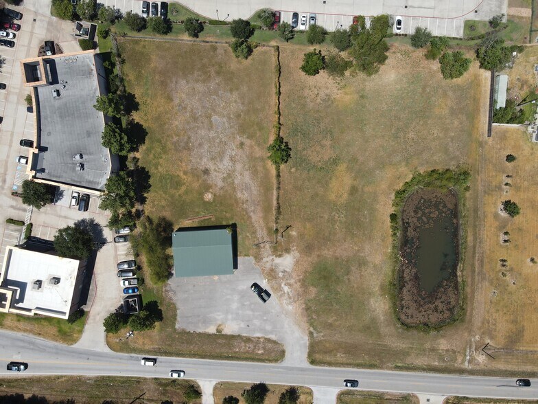 More Photos Of 8933 Tamina Rd, Shenandoah Medical For Lease