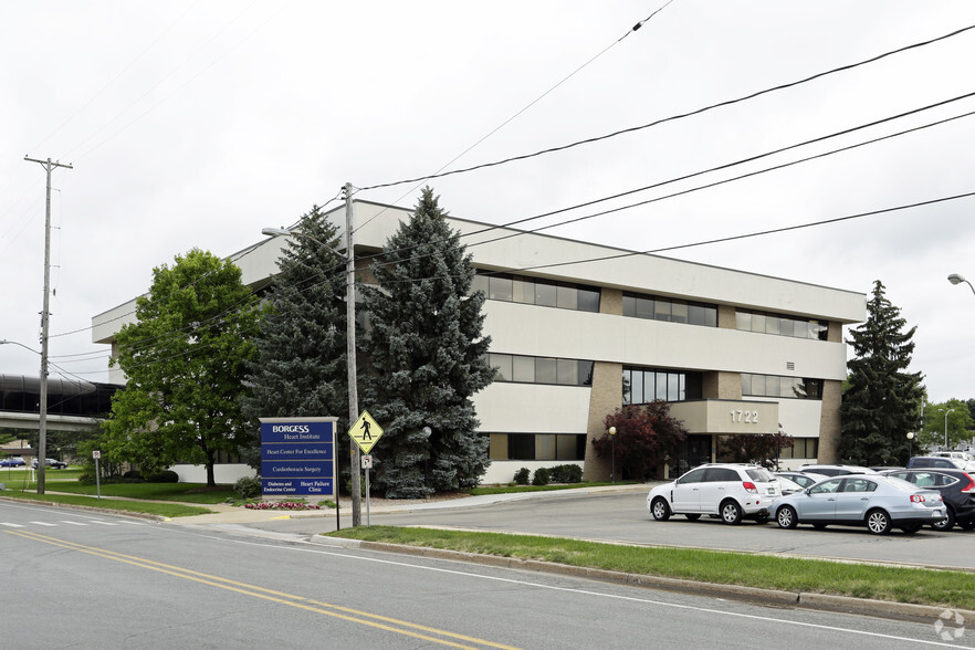 Primary Photo Of 1722 Shaffer St, Kalamazoo Medical For Lease