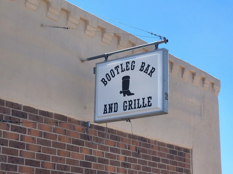 More Photos Of 121 S Perkins Ave, Madrid Restaurant For Sale