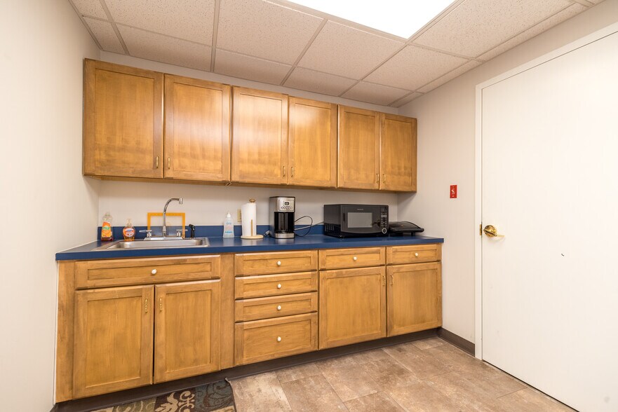 More Photos Of 300 Harleysville Pike, Souderton Office Residential For Sale