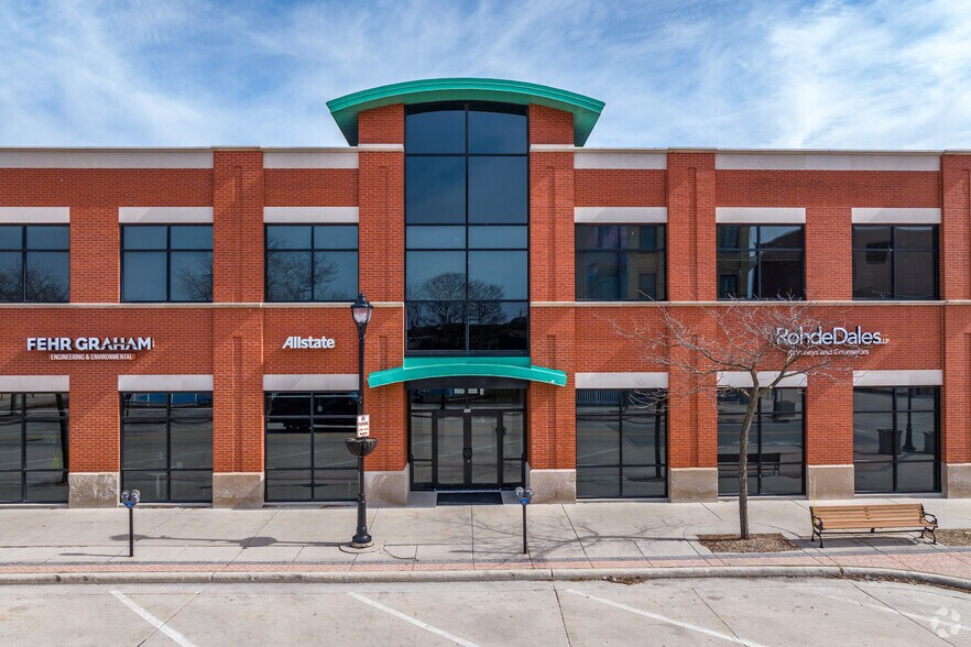 More Photos Of 909-915 N 8th St, Sheboygan Office For Lease