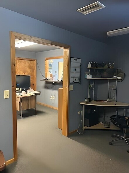 More Photos Of 1505 E Hooker St, Bartow Auto Repair For Sale