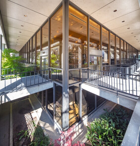 More Photos Of 925 L St, Sacramento Office For Lease