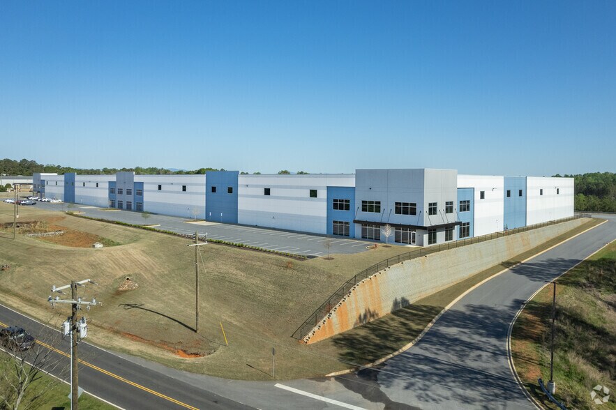More Photos Of 370 Old Spartanburg Hwy, Wellford Distribution For Sale