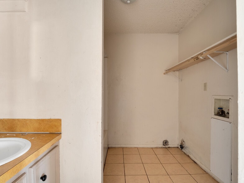 More Photos Of , Hamilton Multifamily For Sale