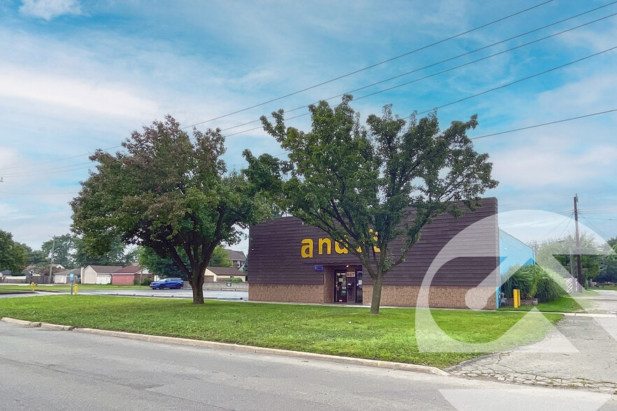 Primary Photo Of 17485 Dix Rd, Melvindale Storefront For Sale