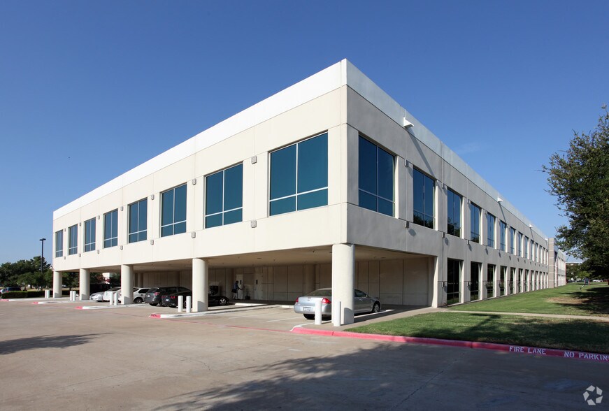 More Photos Of 8650 Freeport Pky, Irving Office For Lease