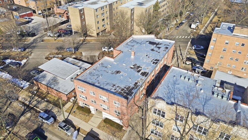 More Photos Of 7319 N Rogers Ave, Chicago Apartments For Sale