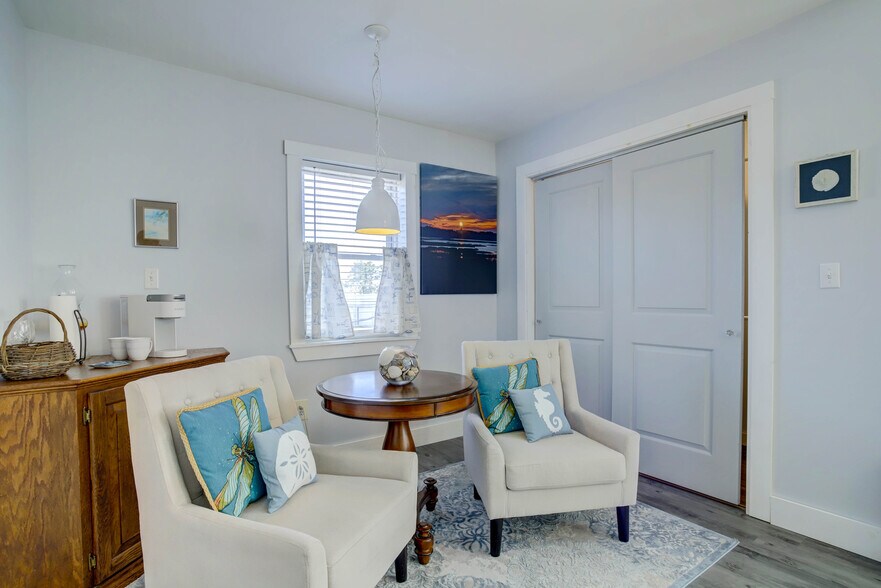 More Photos Of 3691 Main St, Chincoteague Marina For Sale