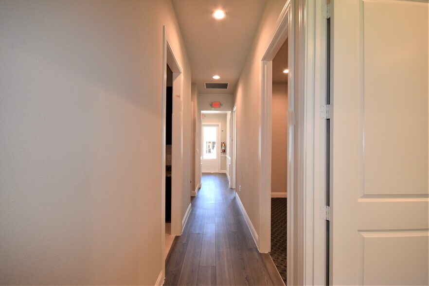 More Photos Of 2601 Little Elm Pky, Little Elm Coworking Space
