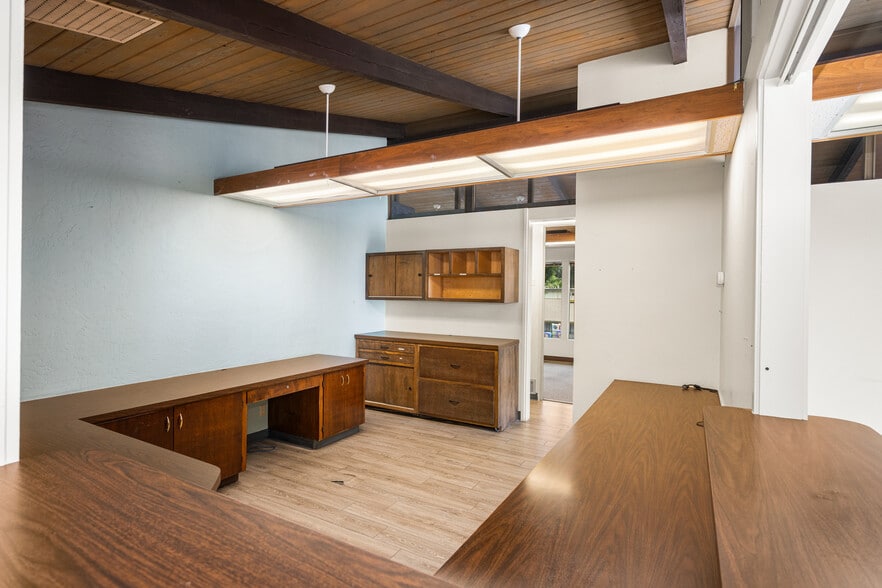 More Photos Of 1661 E Chapman Ave, Fullerton Office For Sale