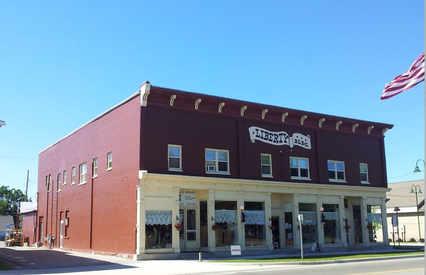 Primary Photo Of 402 W Lake St, Tawas City Office For Lease