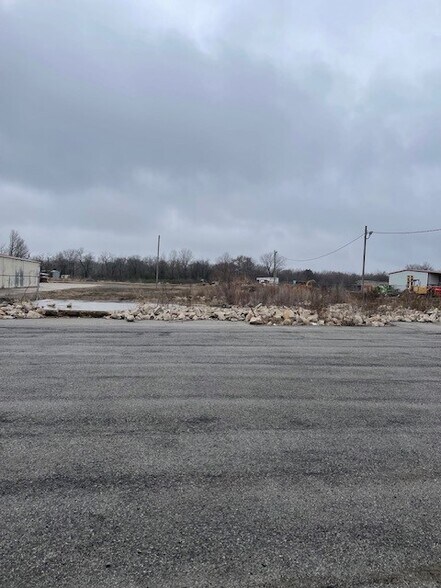 More Photos Of 1107-1111 W Shawnee St, Muskogee General Retail For Sale