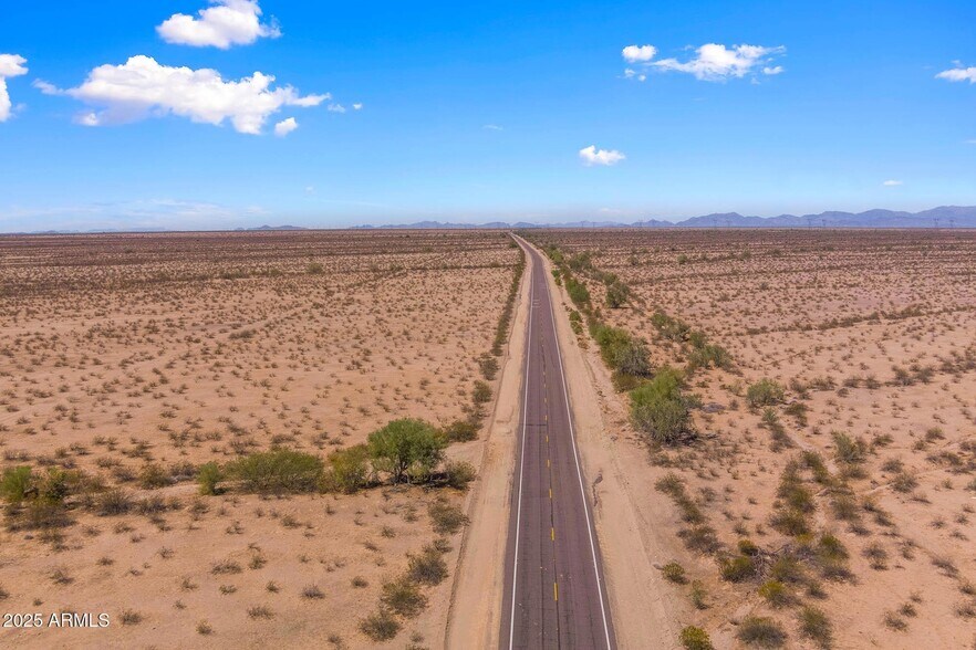More Photos Of 53700 W Salome Hwy, Tonopah Land For Sale