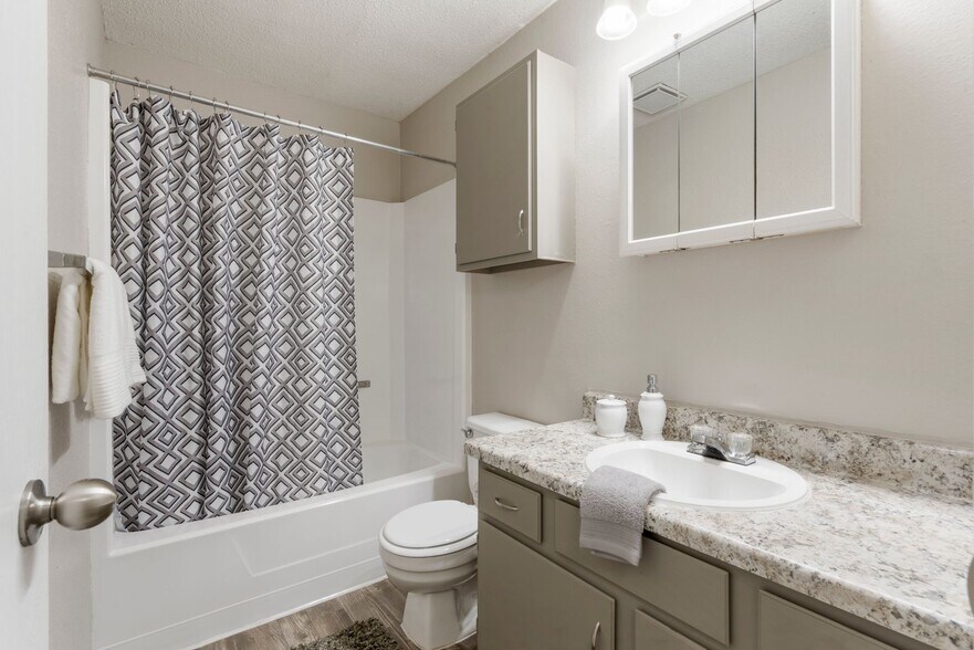 More Photos Of 6326 S 107th East Ave, Tulsa Apartments For Sale