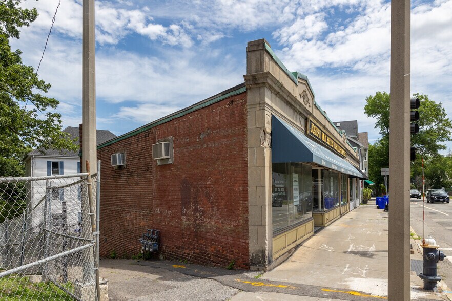 Primary Photo Of 815-823 Boylston St, Chestnut Hill Freestanding For Lease