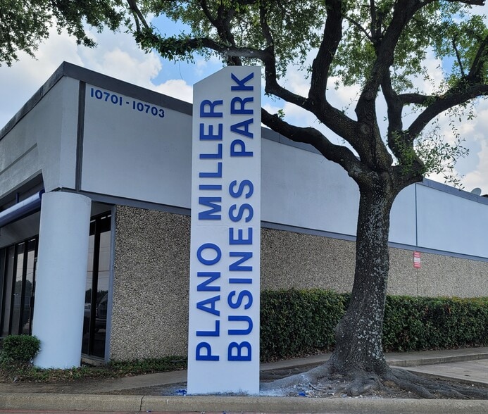 More Photos Of 10701-10727 Plano Rd, Dallas Unknown For Lease
