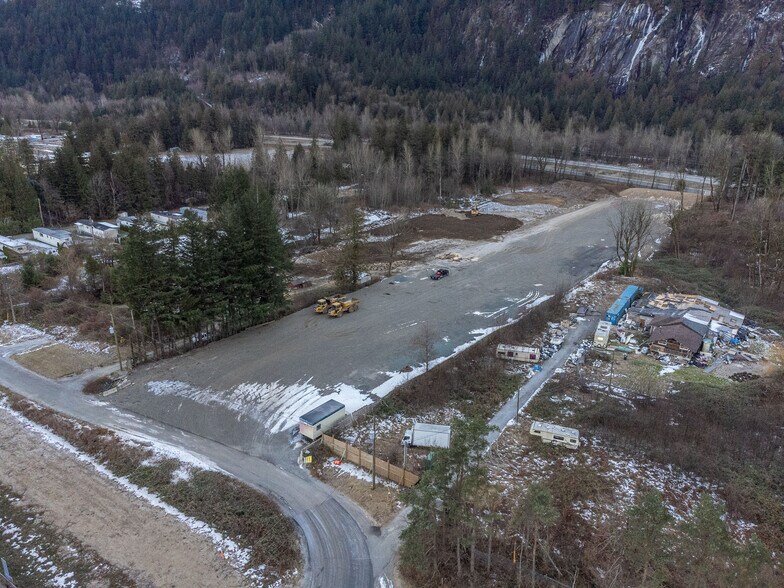 More Photos Of 61934 Estell Rd, Hope Land For Lease