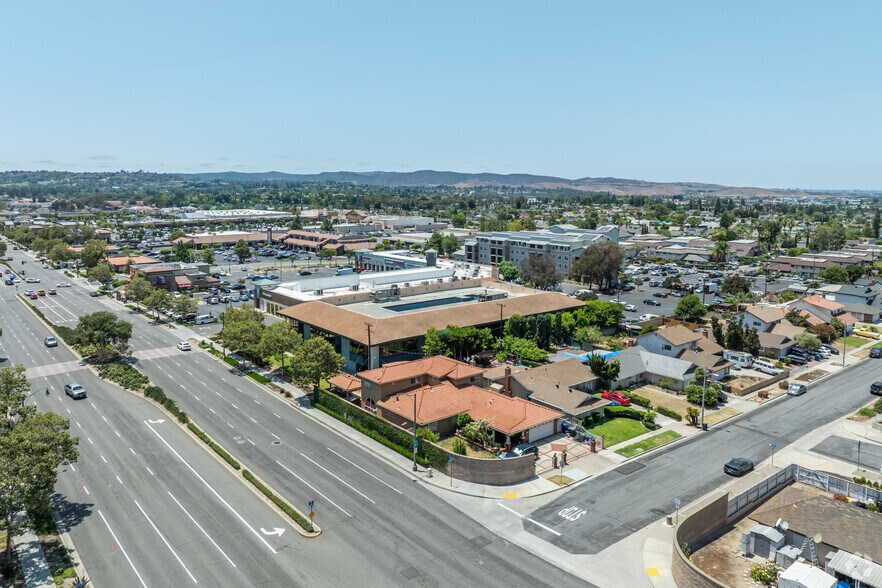 More Photos Of 23591 El Toro Rd, Lake Forest Unknown For Lease