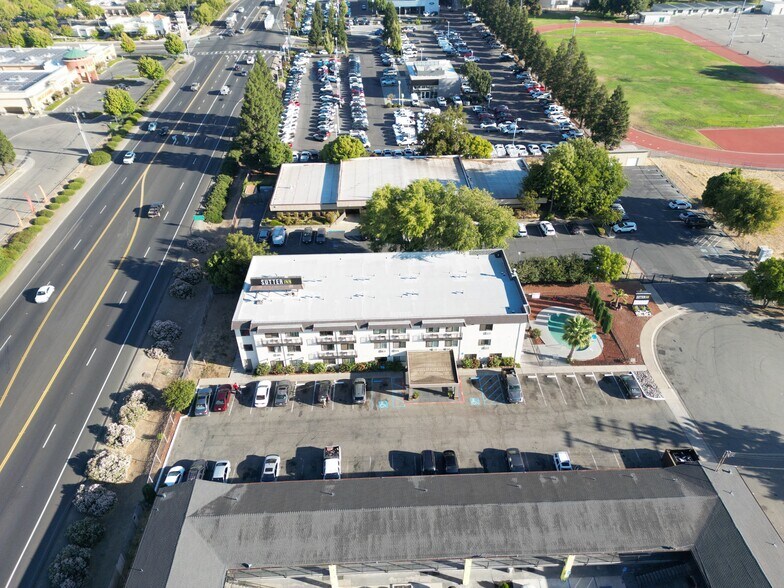 More Photos Of 730 N Palora Ave, Yuba City Hotel For Sale