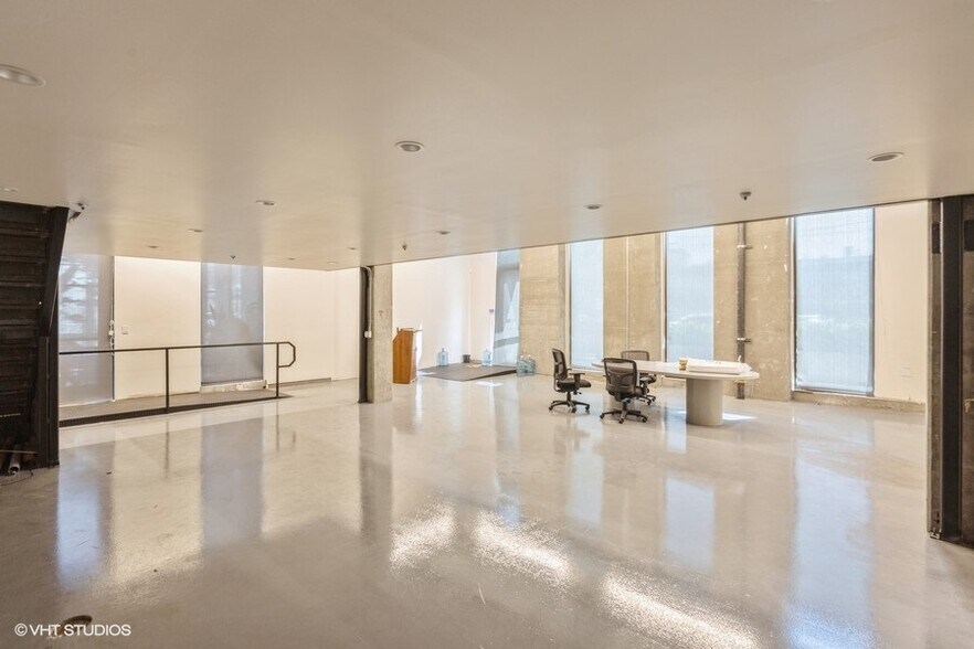 More Photos Of 420 S Van Ness Ave, San Francisco Apartments For Lease