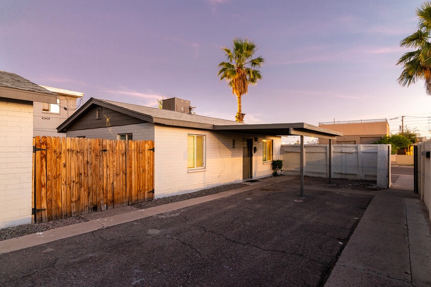 More Photos Of 2142 E Taylor St, Phoenix Multifamily For Sale